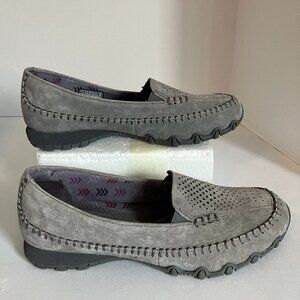 Skechers Slip On Shoes Relaxed-Fit Air-Cooled Memory-Foam Suede Gray Women 7.5.